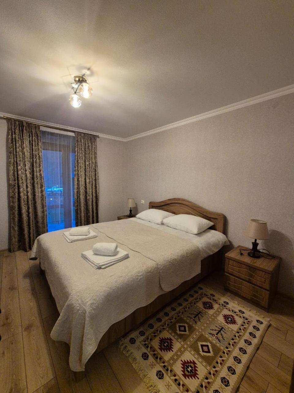 Nq Guest House Kazbegi Bagian luar foto